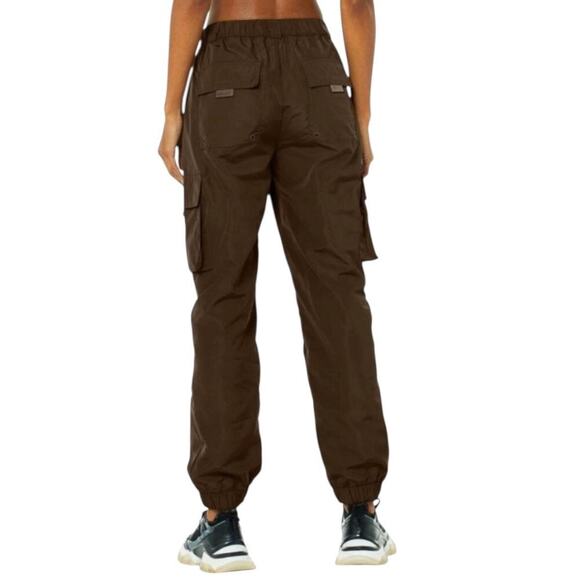 ALO Yoga Brown Cargo Jogger Pants S Crinkle Nylon Drawstring Lightweight Style - Picture 2 of 15